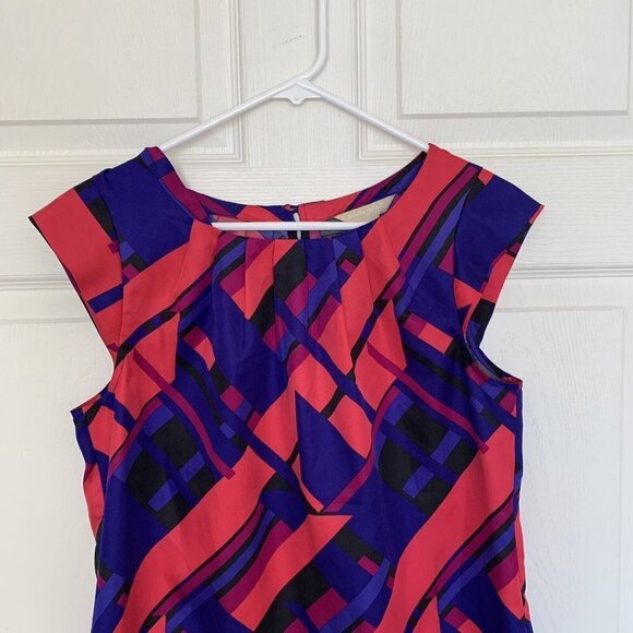 Banana Republic Women’s Medium Multi Color Geometric Sleeveless Blouse Top - Picture 2 of 9